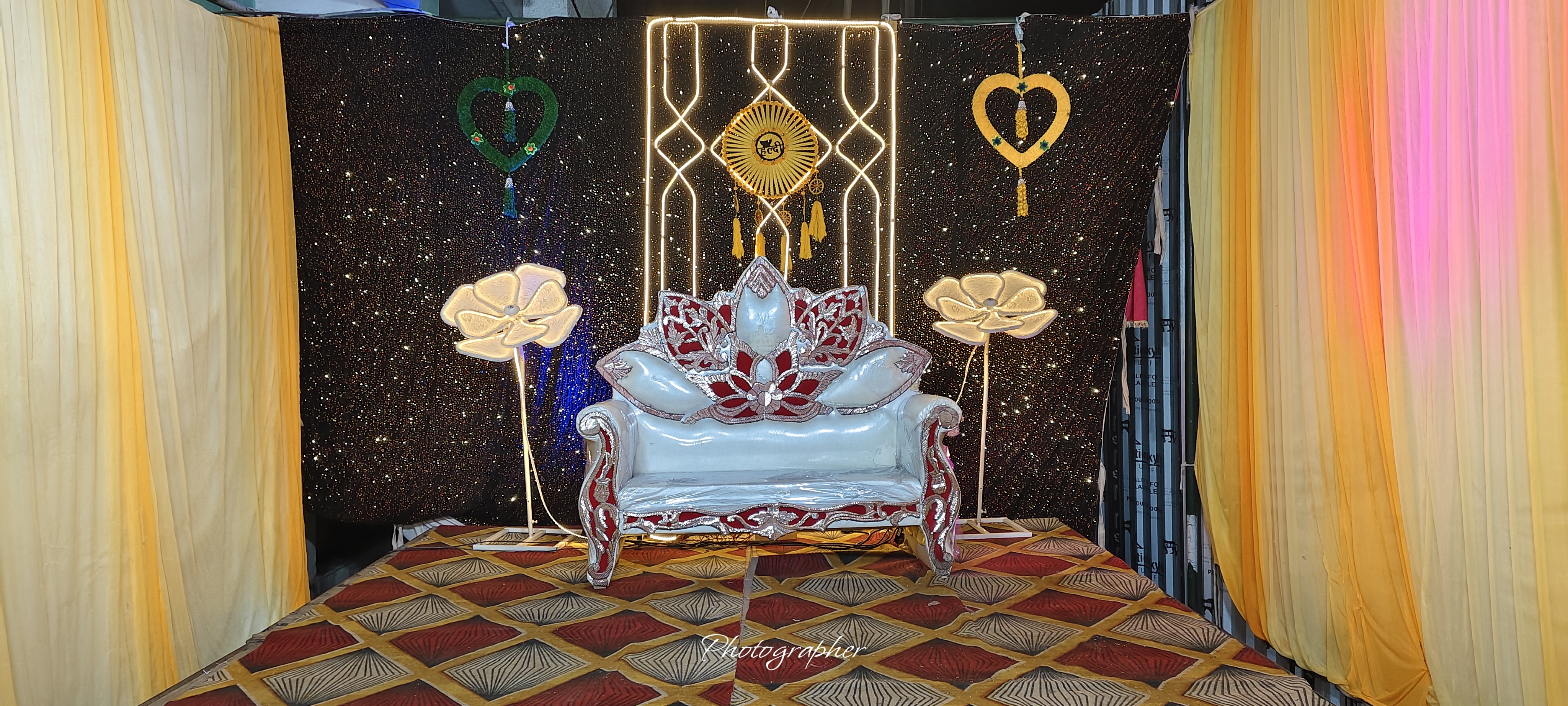 Grand entrance gate lighting